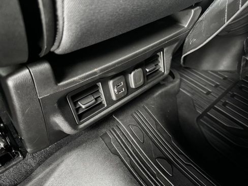 Used 2020 GMC Sierra 1500 Elevation w/ Elevation Value Package image 7