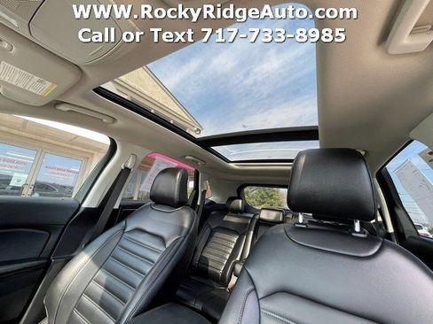 Used 2023 Ford Edge SEL w/ Convenience Package image 11