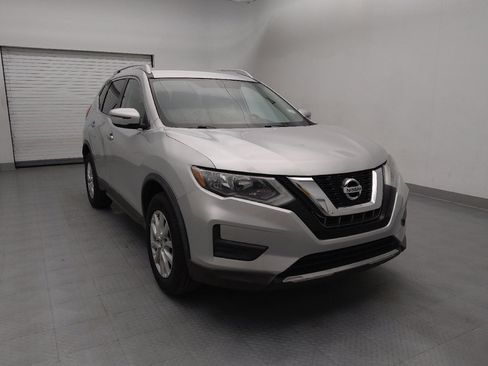Used 2018 Nissan Rogue SV AWD/4WD image 14