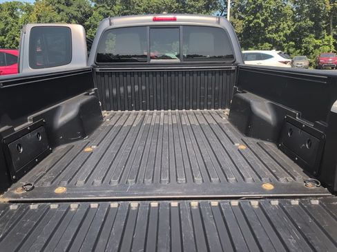 Used 2014 Toyota Tacoma PreRunner w/ SR5 Package RWD image 29