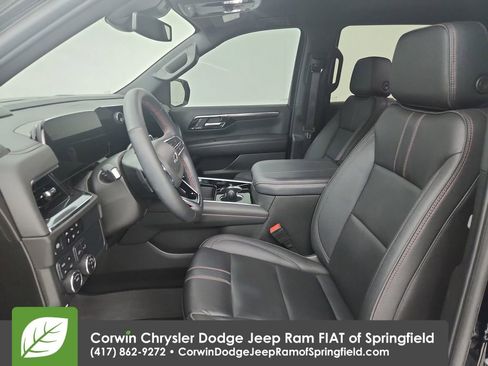 Used 2025 Chevrolet Tahoe RST w/ Comfort Package AWD/4WD image 18