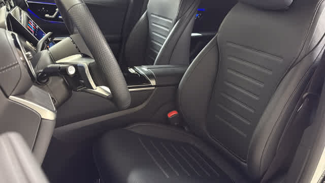 Certified 2026 Mercedes-Benz GLC 300 4MATIC image 25