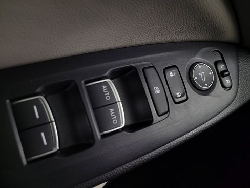 Used 2018 Honda Accord EX-L image 27