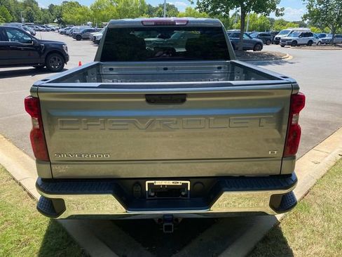 Used 2023 Chevrolet Silverado 1500 LT AWD/4WD image 30