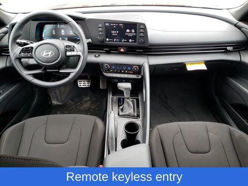 Used 2026 Hyundai Elantra Sport FWD image 11