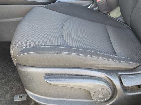 Used 2023 Kia Forte LXS image 21