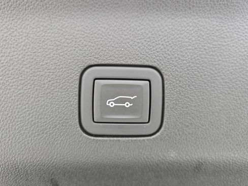 Used 2023 Cadillac Escalade V w/ LPO, ONYX Package AWD/4WD image 16