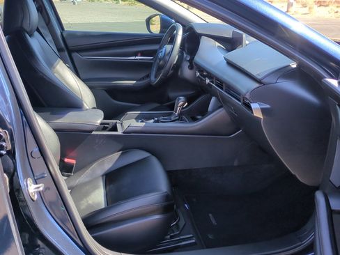 Used 2023 MAZDA MAZDA3 s image 31