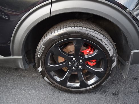 Certified 2022 Ford Explorer ST w/ Equipment Group 401A image 7