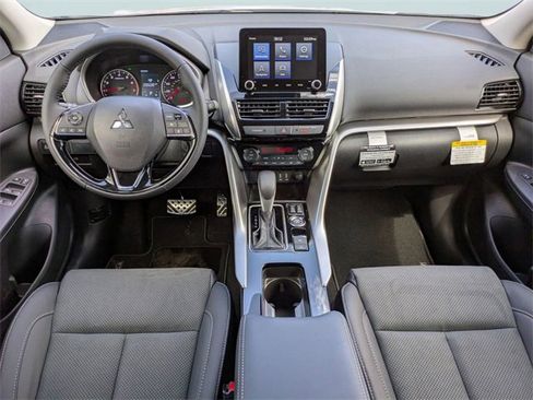 New 2025 Mitsubishi Eclipse Cross SE image 14