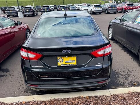 Used 2016 Ford Fusion SE w/ Equipment Group 202A FWD image 15