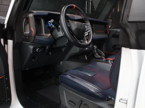 Used 2024 Ford Bronco Raptor w/ Interior Carbon Fiber Pack 6 AWD/4WD image 36