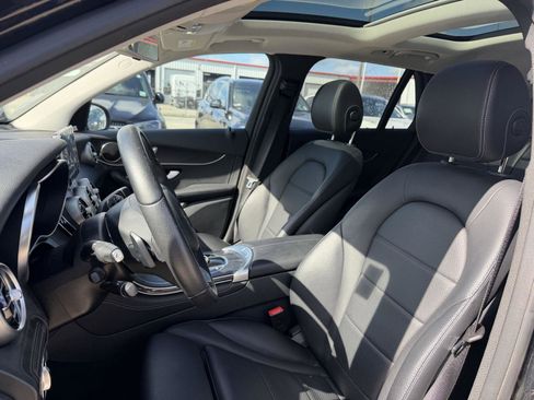Used 2017 Mercedes-Benz GLC 300 image 8
