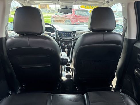 Used 2018 Chevrolet Trax LT AWD/4WD image 10