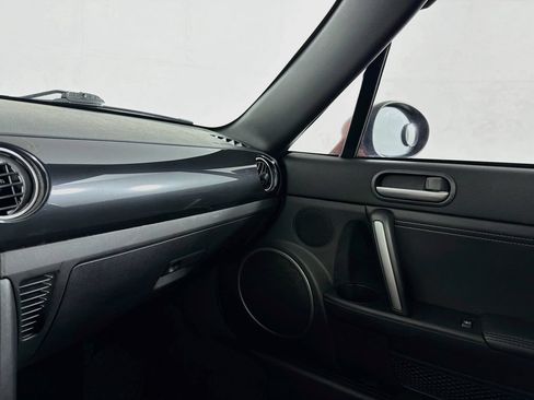 Used 2015 MAZDA MX-5 Miata Grand Touring RWD image 30