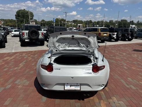 Used 2019 MAZDA MX-5 Miata RF Grand Touring w/ GT-S Package RWD image 27