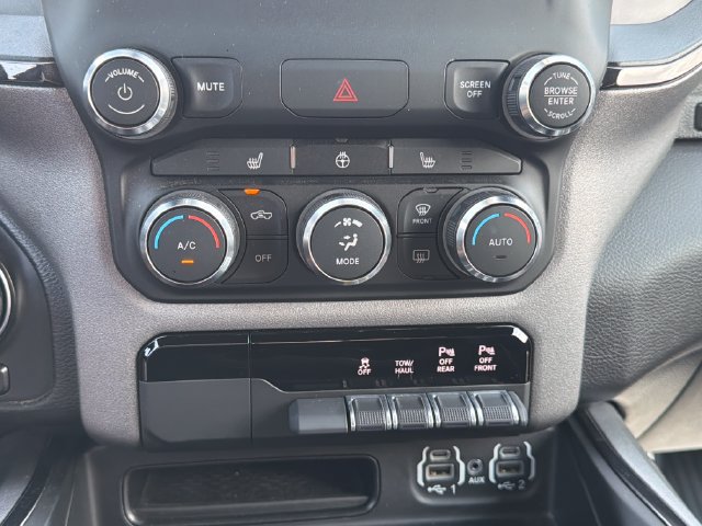 Used 2023 RAM 1500 Big Horn AWD/4WD image 25