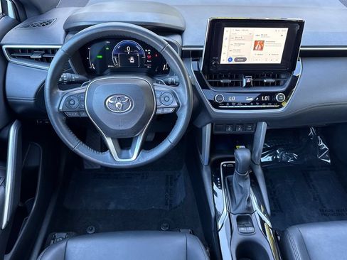 Used 2023 Toyota Corolla Cross AWD Hybrid w/ Convenience Package image 13