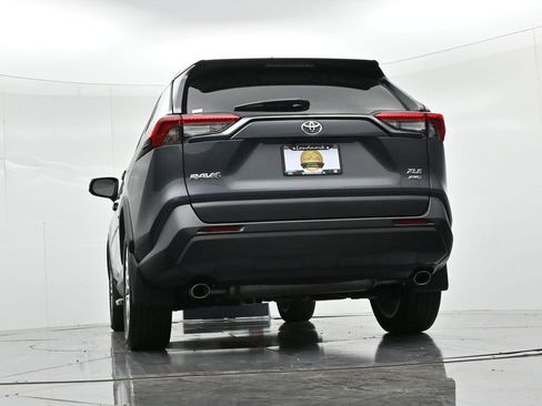 Used 2023 Toyota RAV4 XLE Premium AWD/4WD image 27