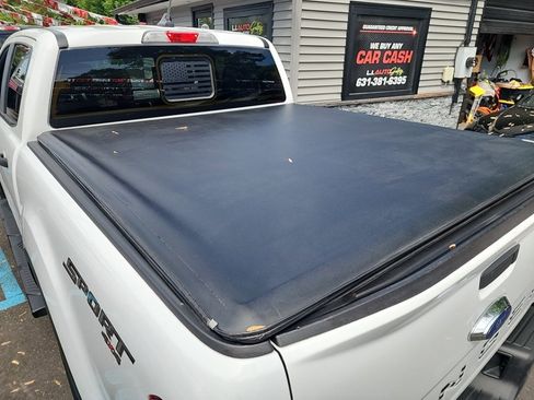 Used 2023 Ford Ranger XLT w/ Equipment Group 302A High AWD/4WD image 8