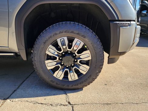 New 2026 GMC Sierra 2500 Denali w/ Denali Reserve Package AWD/4WD image 55
