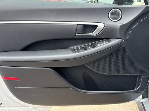 Used 2025 Hyundai Sonata SEL FWD image 10