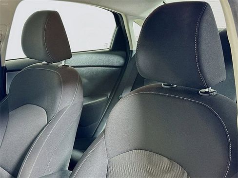 Used 2023 Kia Forte LXS w/ LXS Technology Package image 19