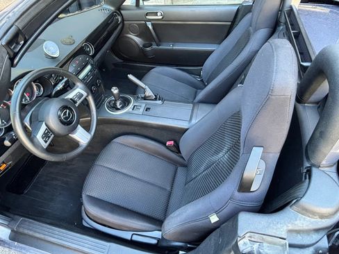 Used 2007 MAZDA MX-5 Miata Touring w/ Suspension Pkg RWD image 14