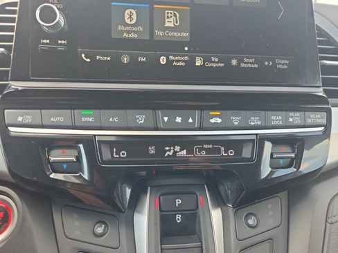 Used 2026 Honda Odyssey EX-L image 18