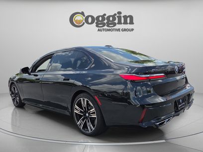 Certified 2024 BMW 760i xDrive w/ Premium Package 2