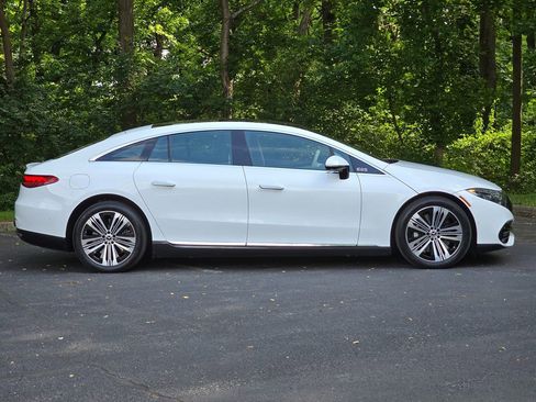 Used 2022 Mercedes-Benz EQS 450+ Sedan image 7