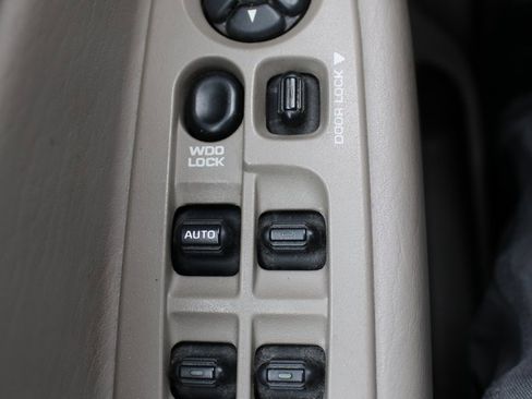 Used 2004 Dodge Ram 2500 Truck SLT w/ Trailer Tow Group image 22