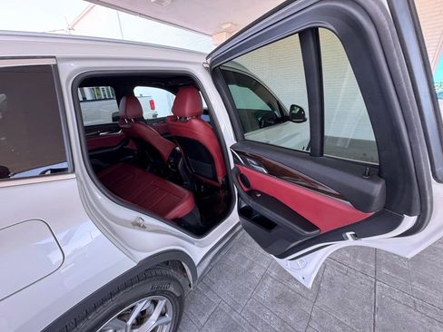 Used 2024 BMW X3 sDrive30i w/ Premium Package RWD image 23