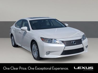 Used 2013 Lexus ES 350 w/ Luxury Pkg