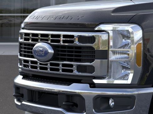New 2026 Ford F250 XLT RWD image 18