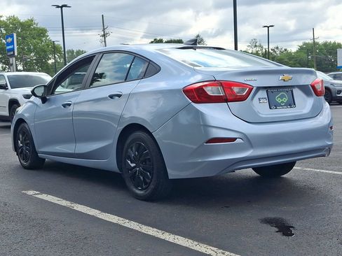 Certified 2017 Chevrolet Cruze LS FWD image 19