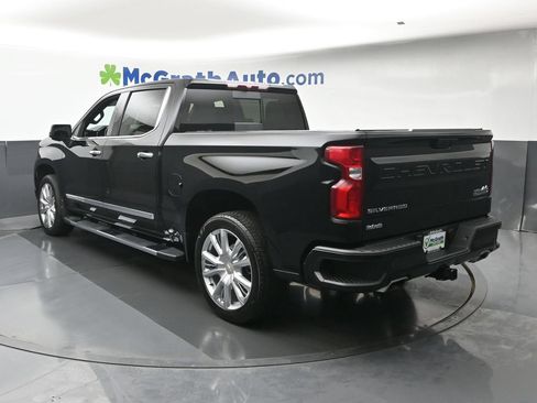 Used 2025 Chevrolet Silverado 1500 High Country w/ High Country Premium Package AWD/4WD image 25