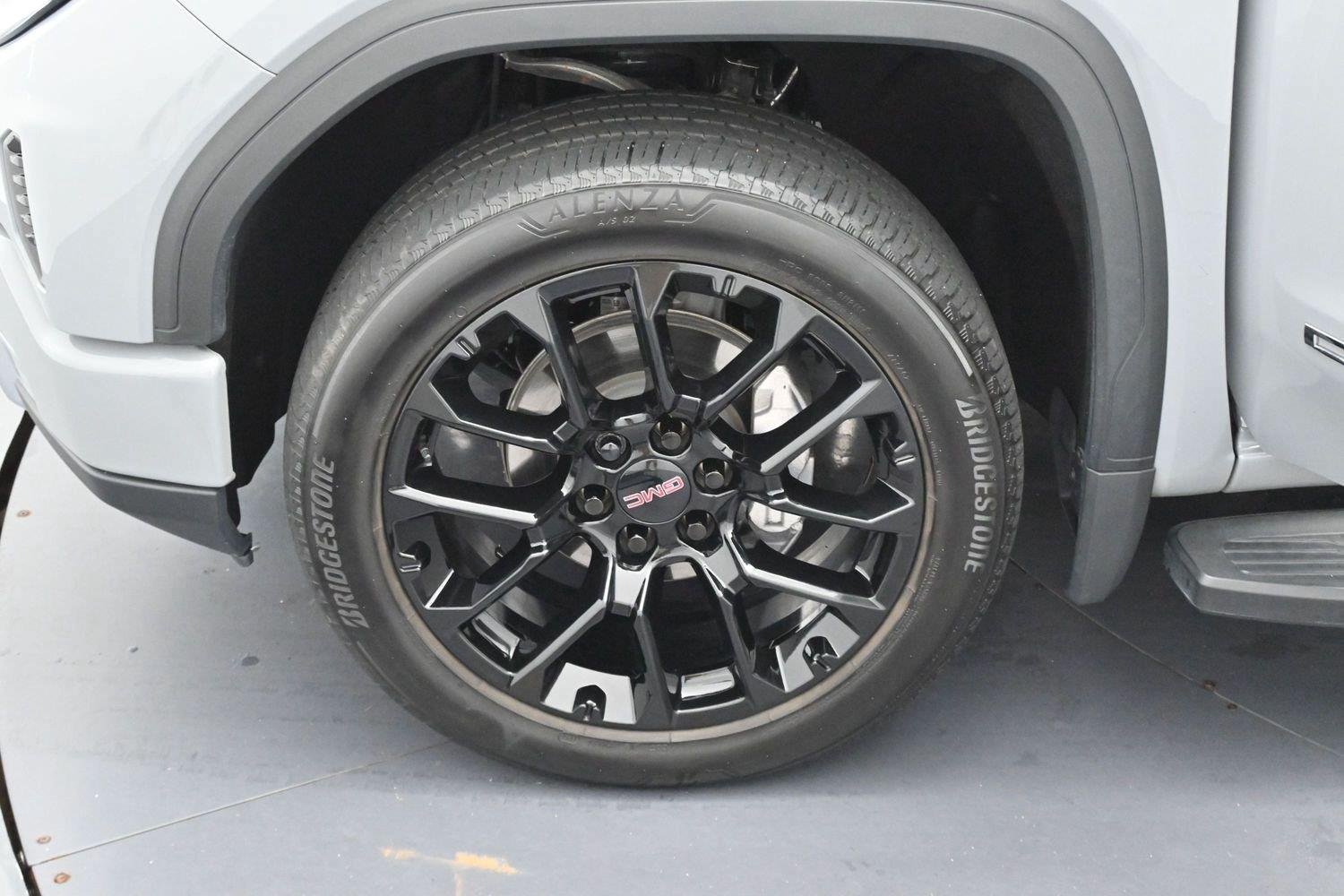 Used 2025 GMC Sierra 1500 Denali w/ Technology Package AWD/4WD image 33