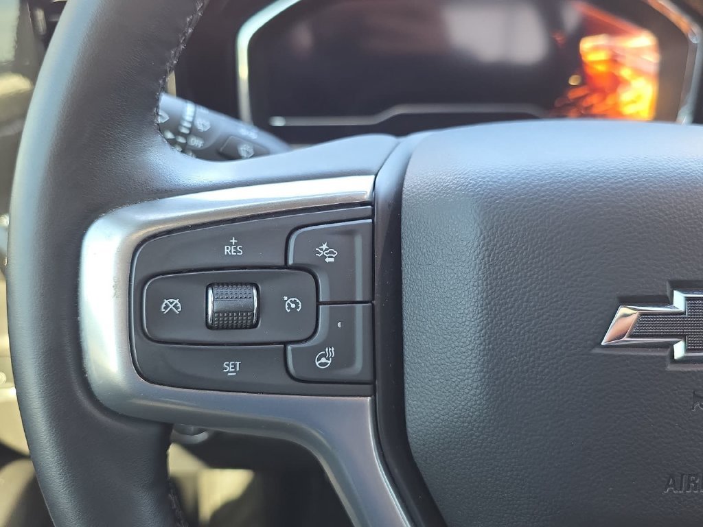 Used 2025 Chevrolet Silverado 1500 RST RWD image 16