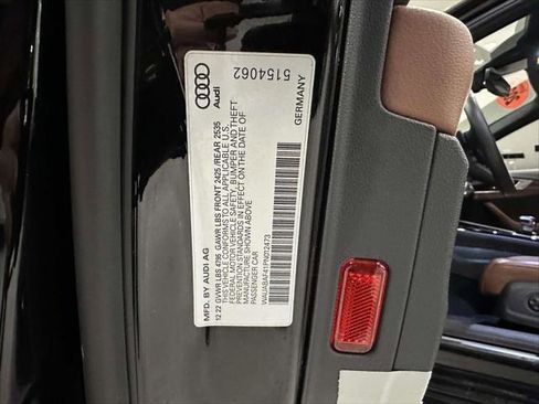 Used 2023 Audi A4 2.0T Premium w/ Convenience Package image 18