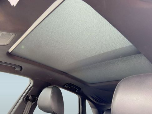 Used 2015 Audi Q3 2.0T Prestige w/ Prestige Package image 15