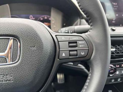 Used 2025 Honda Accord Sport image 14