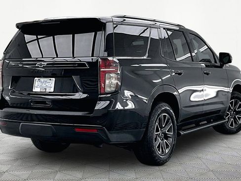 Used 2024 Chevrolet Tahoe Z71 w/ Luxury Package AWD/4WD image 2