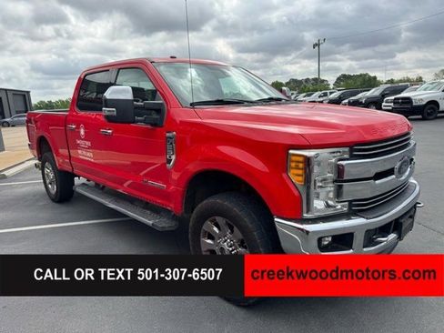 Used 2017 Ford F250 Lariat w/ Lariat Ultimate Package image 2
