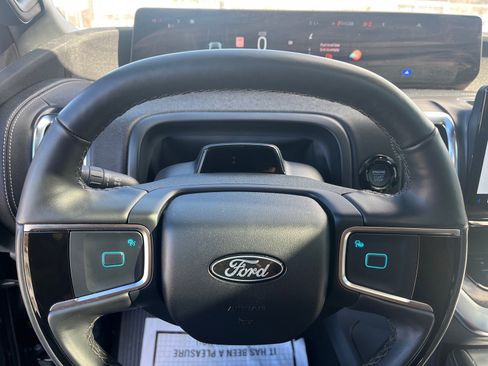 Certified 2025 Ford Expedition Platinum w/ Stealth Performance Package image 14