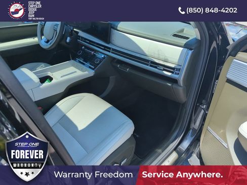 Used 2024 Hyundai Santa Fe Calligraphy FWD image 41