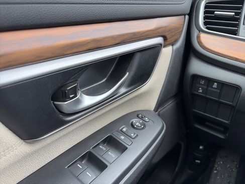 Used 2018 Honda CR-V EX image 27