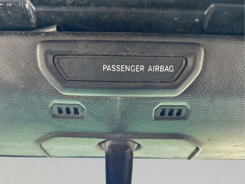 Certified 2018 Jeep Wrangler Unlimited Sport S image 32