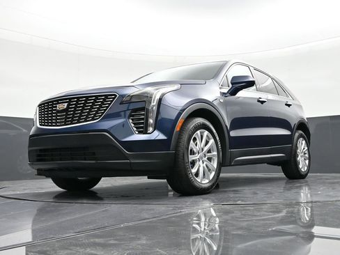 Certified 2021 Cadillac XT4 Luxury w/ Driver Awareness Package FWD image 20