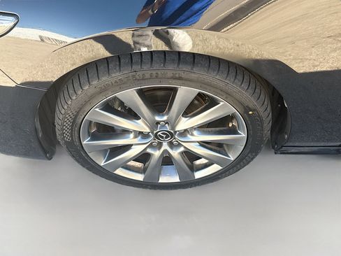 Used 2022 MAZDA MAZDA3 s image 37